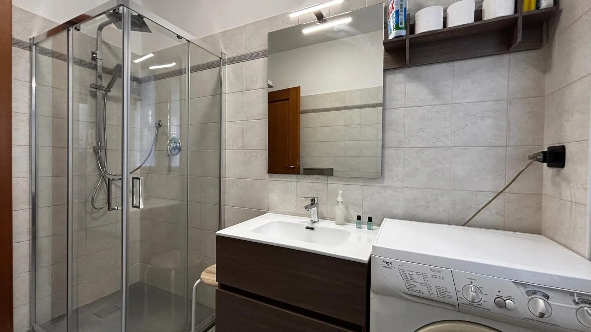 Apartment With Garden And Garage Dongo - Larihome A28