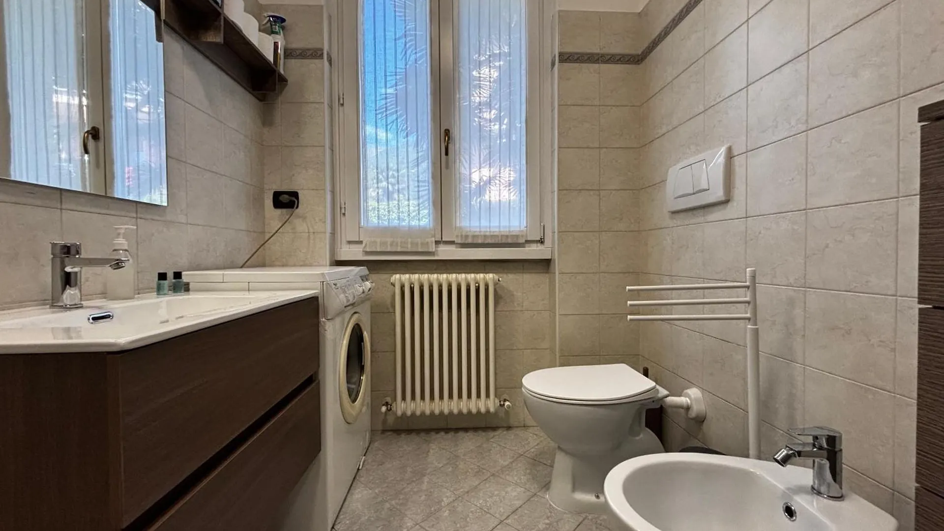 Apartment With Garden And Garage Dongo - Larihome A28